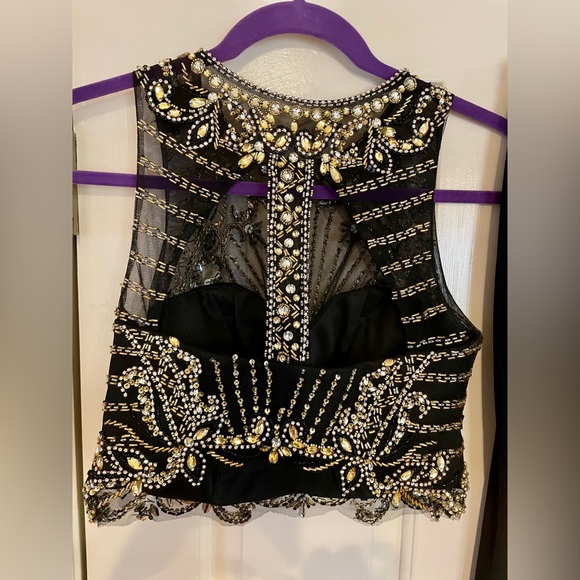 Black and gold 2 piece prom dress. Size 0! - Picture 3 of 8